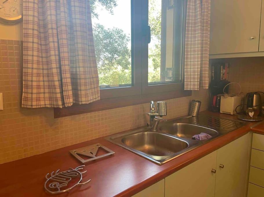 Souda'S Nest Villa Плакиас Екстериор снимка