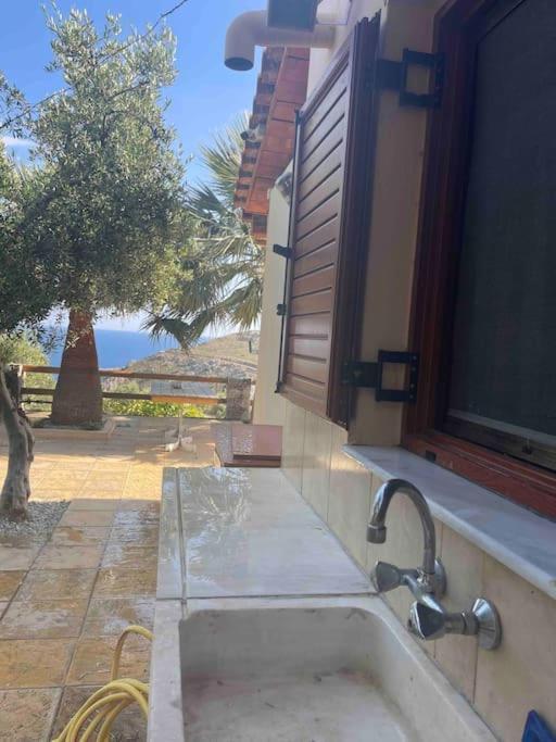 Souda'S Nest Villa Плакиас Екстериор снимка